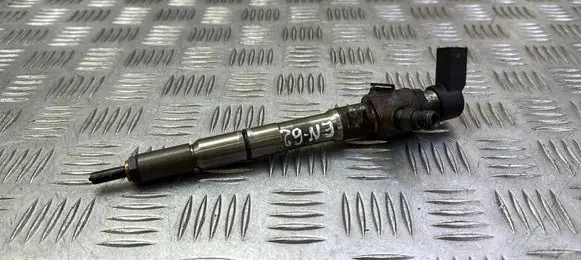 Skoda Rapid (NH) Fuel injector 03L130277B