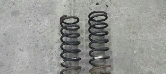 Jaguar X-Type Rear coil spring C2S20845