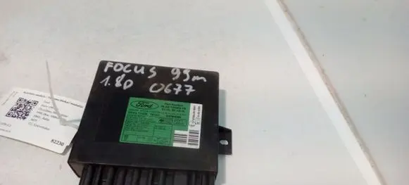 Ford Focus Comfort/convenience module 98AG15K600FB 5WK47240B