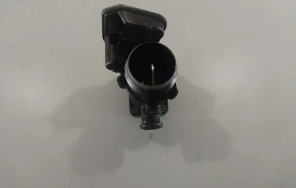 BMW 3 E90 E91 Throttle valve 7804384