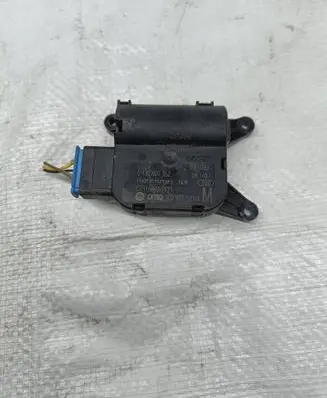 Skoda Yeti (5L) Air flap motor/actuator 3C0907511A 0132801362 CZ1168802921