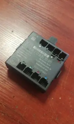 Mercedes-Benz C W204 Door control unit/module A2128203585