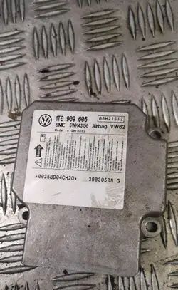 Volkswagen Touran I Airbag control unit/module 1t0909605