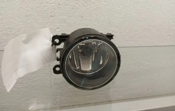 Nissan Pathfinder R51 Front fog light 89203802 61A30020468