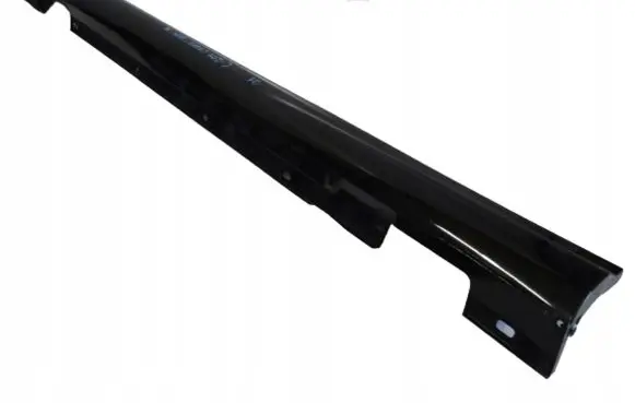 Mercedes-Benz C W204 Sill A2046902540