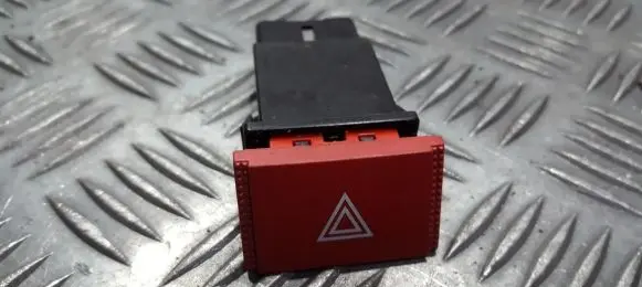 KIA Rio Hazard light switch