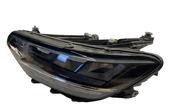 Volkswagen PASSAT B8 Headlight/headlamp 3G1941035P 90172734 8990VF23MPAL