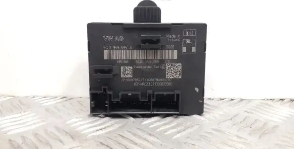 Audi A3 S3 8V Door control unit/module 5Q0959595A