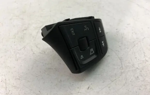 Volvo V70 Other switches/knobs/shifts 31334463