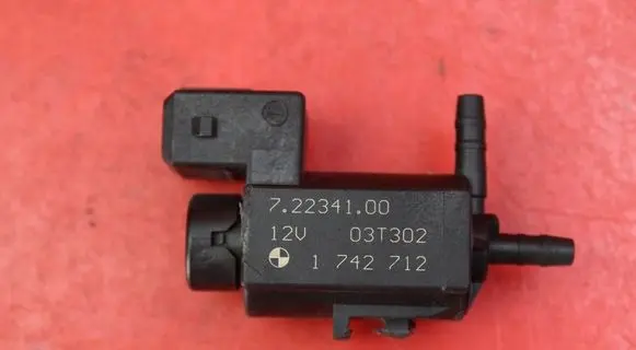 BMW X3 E83 Vacuum valve 1742712
