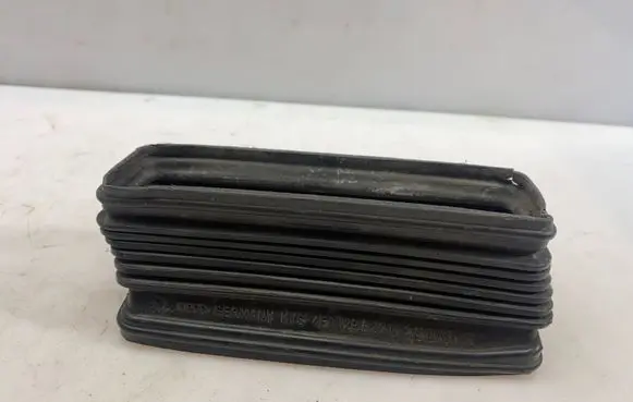 Audi A8 S8 D3 4E Air intake duct part 4E0129627M