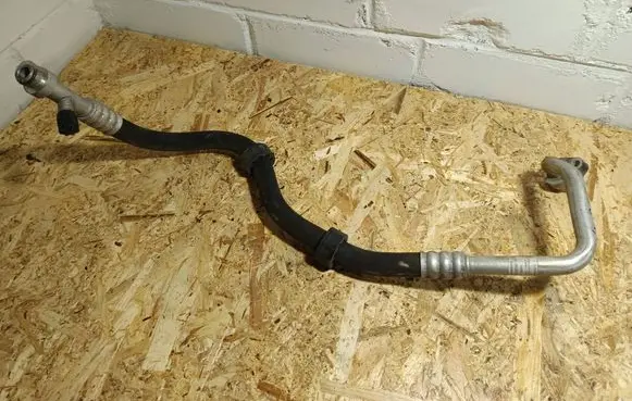 Mercedes-Benz CLS C218 X218 Air conditioning (A/C) pipe/hose A2128309515 119N602G00