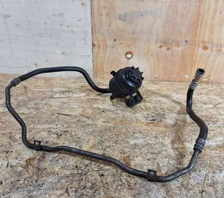 BMW 3 E90 E91 Power steering fluid tank/reservoir 6781461 32416781461 6851217