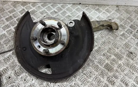 Land Rover Range Rover Sport L320 Front wheel hub