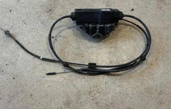 BMW X6 E71 Hand brake control module 6796072