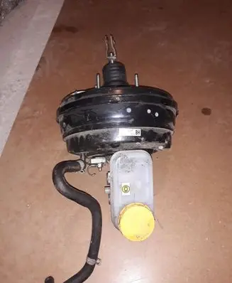 Subaru Outback (BS) Brake booster G125T