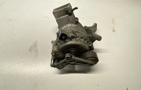 KIA Optima Generator/alternator 37390-2E960