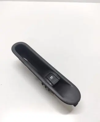 Renault Espace - Grand espace IV Electric window control switch 31144M