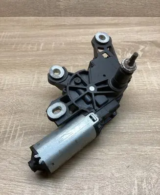 BMW 5 E60 E61 Rear window wiper motor 03042018