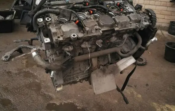 Volvo S60 Engine B5244S 2300909