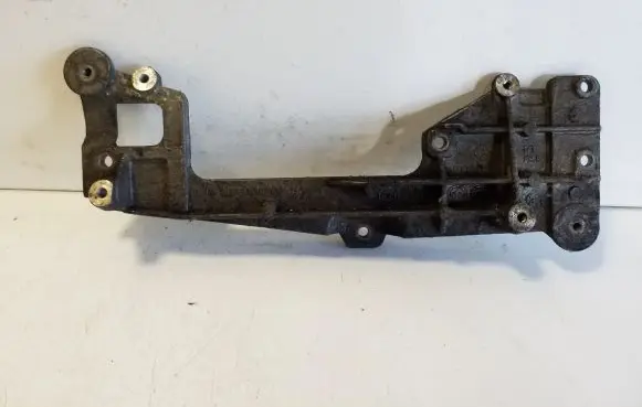 Volkswagen PASSAT B6 EGR valve cooler bracket 03G131159