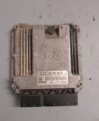 Audi Q7 4L Engine control unit/module 03H906032BG 0261S02437