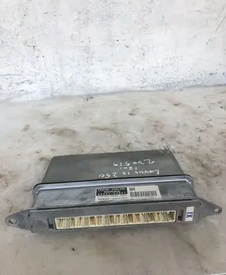 Lexus IS 220D-250-350 Engine control unit/module 8966153841