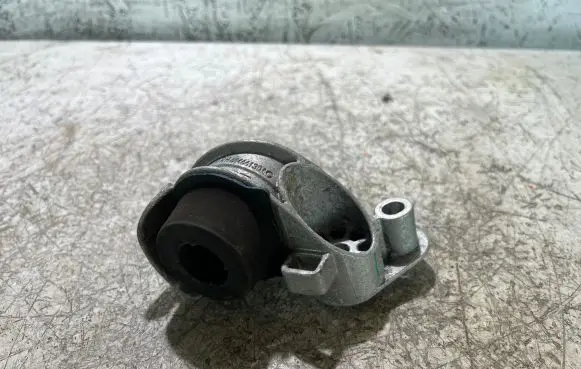 Muffler mount bracket/holder