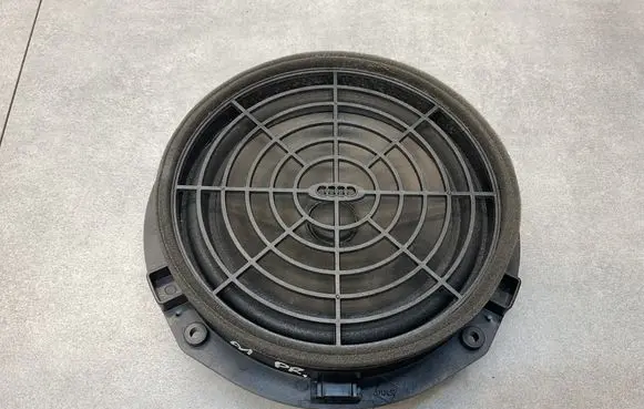 Audi A1 Front door speaker 8X0035415C
