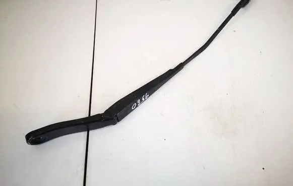 Volvo S80 Front wiper blade arm 30796035