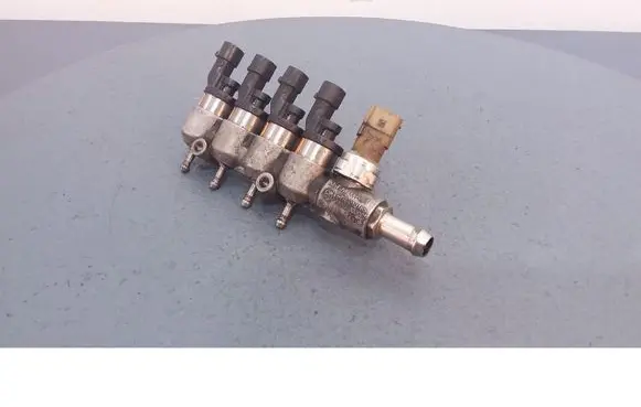 Opel Vectra C Fuel main line pipe 09SQ99020062