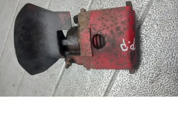 Volkswagen Polo III 6N 6N2 6NF Front brake caliper