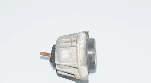 BMW 1 E81 E87 Engine mount bracket 139811