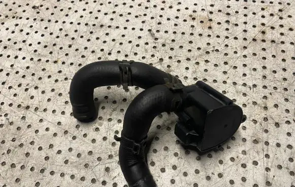 Volkswagen Caddy Electric auxiliary coolant/water pump 5N0965561