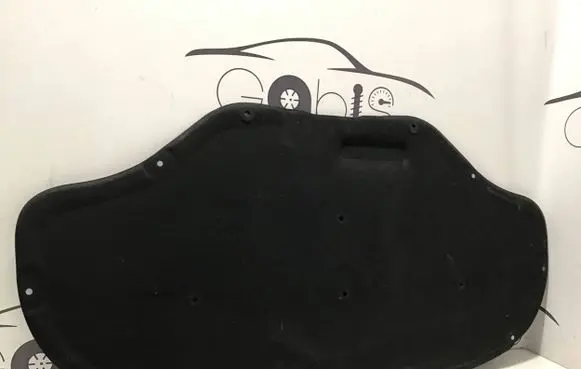 Engine bonnet/hood sound/heat insulation