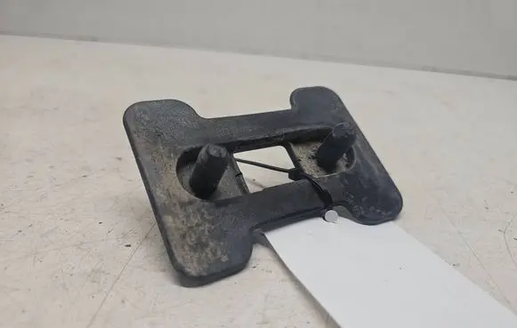 Seat Alhambra (Mk1) Front bumper mounting bracket