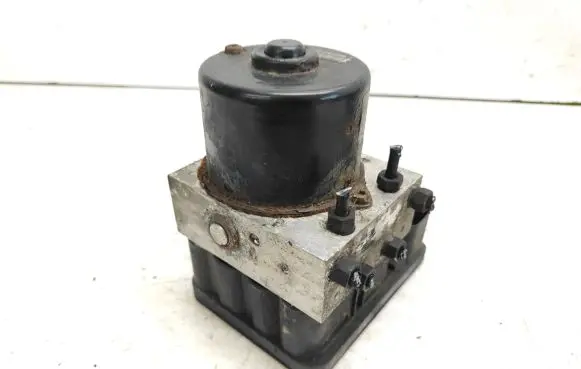 Volkswagen Golf IV ABS Pump 1C0907379E 10096003133 1J0614517E