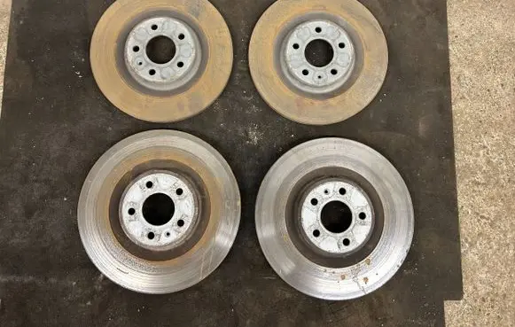 Porsche Macan (95B) Brake discs and calipers set 