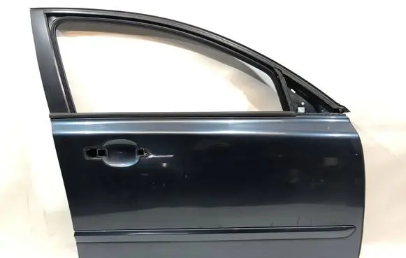 Volvo V50 Front door