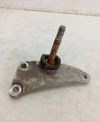 Honda Civic Gearbox mounting bracket 650SMT
