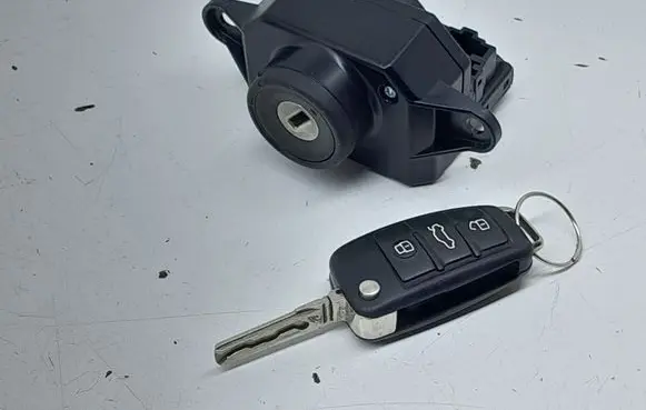 Audi A6 S6 C6 4F Ignition lock 4F0909135E 4F0910132E 4F0837220R