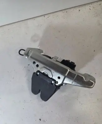 Mercedes-Benz C W205 Tailgate/trunk/boot lock/catch/latch A2057500600