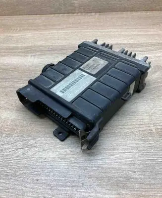 Volkswagen PASSAT B3 Engine control unit/module ECU 443907311E 0261200277