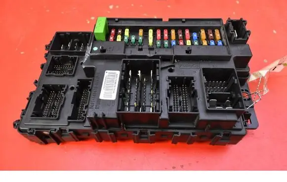 Ford Mondeo MK I Fuse box set FU5T15604CAK