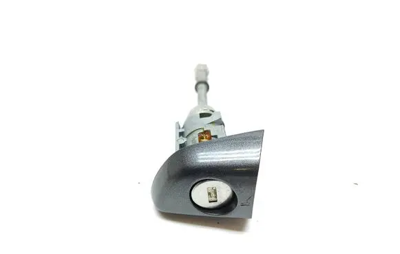 Peugeot 208 II Front door lock (next to the handle) 