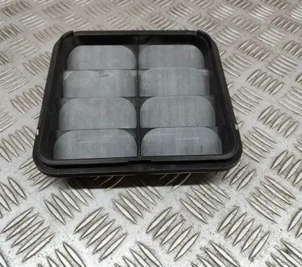 Audi Q7 4M Quarter panel pressure vent 4M0819181