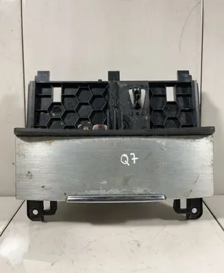 Audi Q7 4L Ashtray (front) 4F0857951