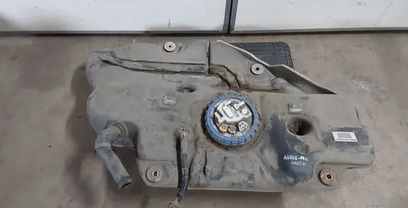 Toyota Auris E180 Fuel tank 7710002B20 7702002500