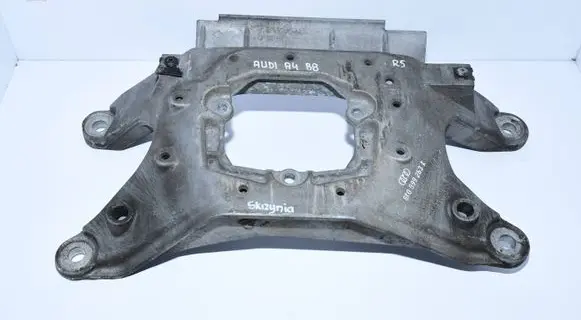 Audi A4 S4 B8 8K Gearbox mounting bracket 8K0399263K