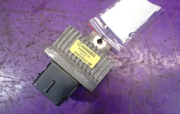 Renault Scenic III - Grand scenic III Other relay 8200859243